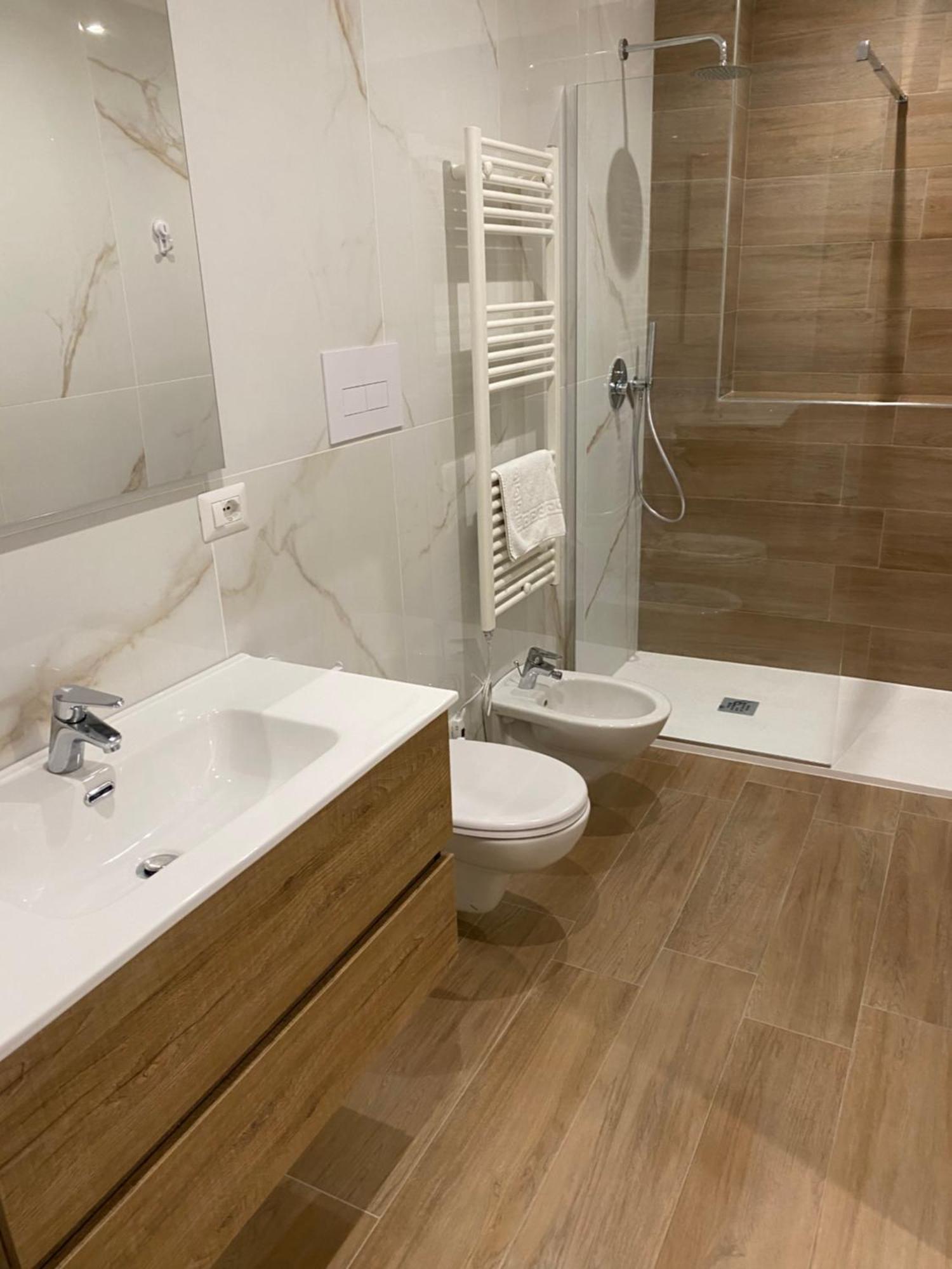 B&B De Rossi185 Bari Exteriör bild